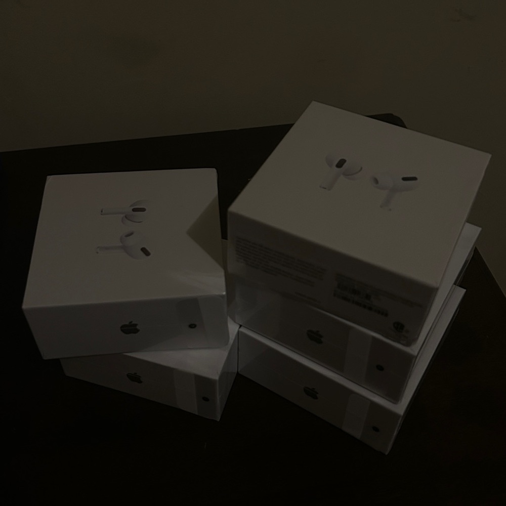 Apple AirPods Pro Wireless Earbuds